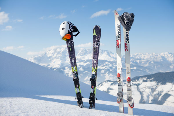 Bild: Nach einer durchwachsenen Zeit im letzten Jahr rüsten sich Salzburgs Seilbahnunternehmen für die aktuelle Wintersaison und investieren 100 Millionen Euro in den Skitourismus.
