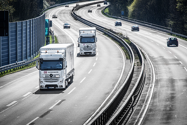 Bild: Mit einem Rekordumsatz von rund 1,5 Milliarden Euro und Investitionen in Höhe von 21,5 Millionen Euro setzt das Logistikunternehmen DB Schenker seinen Wachstumskurs fort.