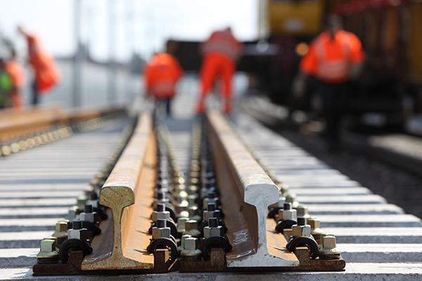 Bild: Smarte Güterzüge, die schnell und effizient die neue Seidenstraße entlang­rollen. So lautet – im Groben – eine der Strategien der Rail ­ Cargo Group für die nahe bis mittlere Zukunft ...
