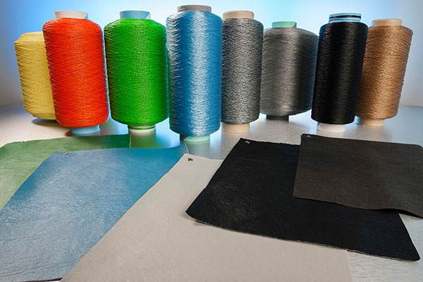 Bild: Mit dem thermoplastischen Polyurethan „Elastollan“ bietet BASF einen Kunststoff zur Herstellung einer großen Bandbreite an Materialien für die Textilindustrie ...