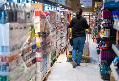 Bild: Supermarkt-Einkauf in Österreich teurer als in Deutschland