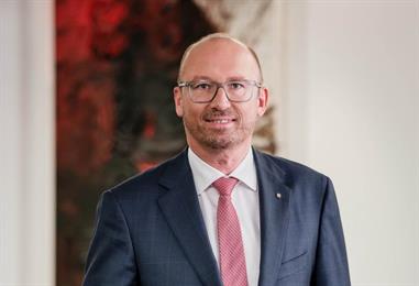 Bild: Neuer Chef der RLB OÖ im Amt