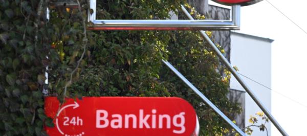 Bild: Bank Austria gibt eigene Kreditkarten aus