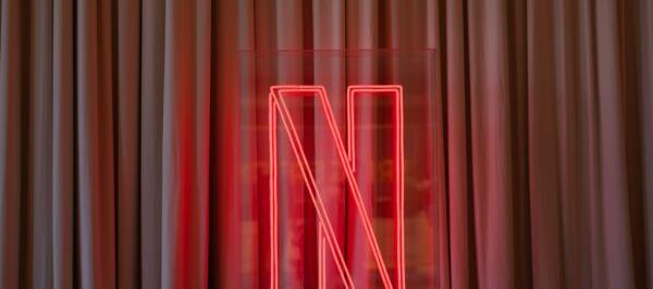 Bild: Netflix plant mehr Werbung für 2026