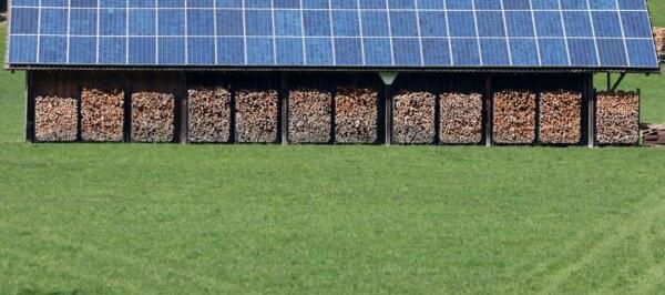 Bild: PV-Branche erwartet hohe Investitionen in Speicher