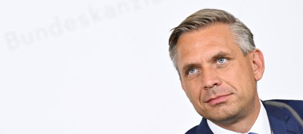 Bild: ÖVP-Minister will Geringfügigkeitsgrenze weiter einfrieren