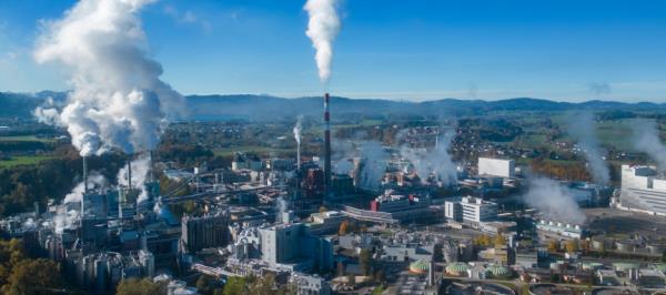 Bild: Industrie leidet unter Auftragsschwäche und baut Jobs ab