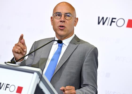 Bild: Wifo-Chef begrüßt Lohnzurückhaltung in der Industrie