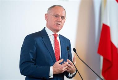 Bild: EU-Innenminister stimmen für verschärfte EU-Asylgesetze