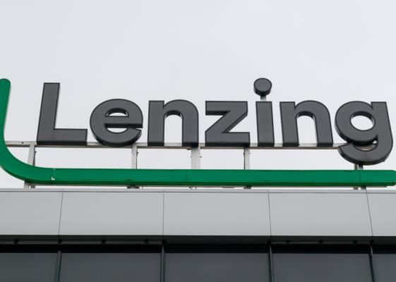 Bild: Lenzing-CEO Aggarwal geht mit Ende Jänner 2026