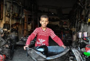 Bild: EU-Parlament segnet Abschwächung des Lieferkettengesetzes ab