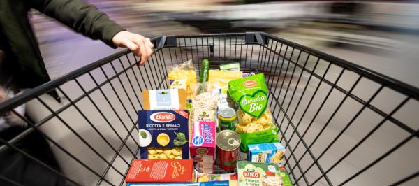 Bild: Rabatte - Gericht verhandelt VKI-Klagen gegen Supermärkte