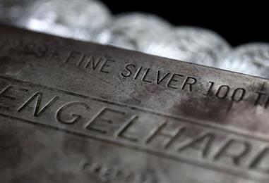 Bild: Silberpreis steigt erstmals über 100 Dollar