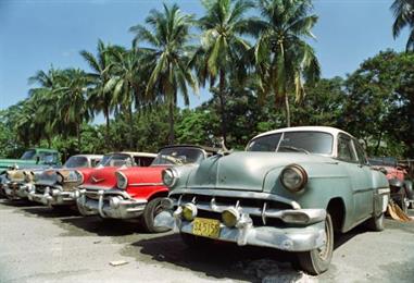 Bild: Kuba erlaubt jetzt Privatfirmen die Einfuhr von Kraftstoff