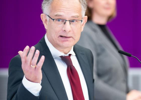 Bild: Marterbauer: Lohnnebenkostensenkung braucht Milliarden