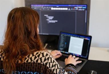 Bild: Experte: Kein merkbarer Trend zu Homeoffice-Abschaffung