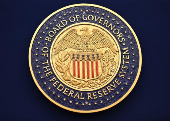 Bild: Federal Reserve: Leitzinsspanne bleibt bei 3,5 bis 3,75 %