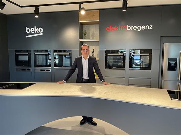 Bild: Das Puzzle des Erfolgs: Alles Stück für Stück zusammenfügen und sich der Vision nähern – Evren Aksoy hat den geschulten Blick fürs große Ganze.
