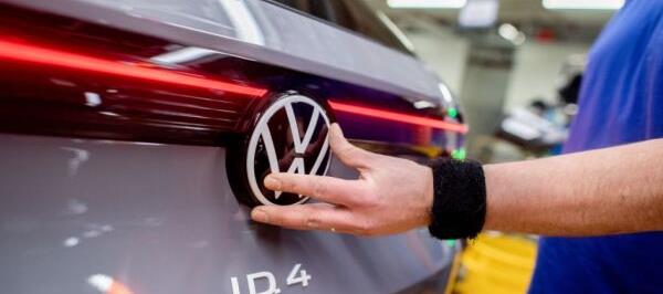 Bild: VW stellt Produktion von Elektro-SUV ID.4 in den USA ein