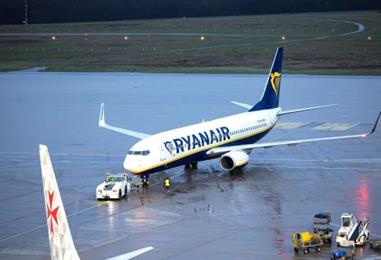 Bild: Ryanair warnt vor Sommer-Flugstornos wegen teuren Kerosins