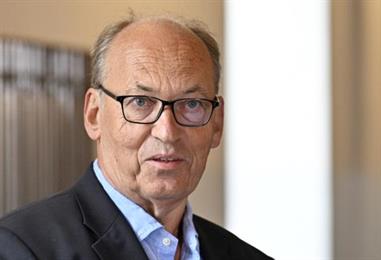 Bild: Industrie auf wackeligen Beinen