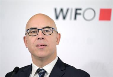 Bild: Spritpreisbremse: Ministerium will Sonderprüfung ausweiten