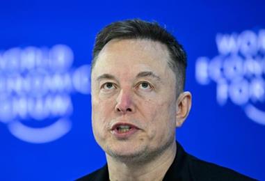 Bild: Tesla stockt Werk in Deutschland auf