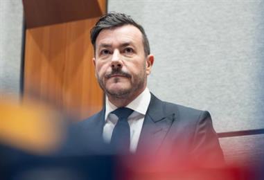 Bild: Signa - Tresoröffnung in Liechtenstein mit Ingbe-Stiftung