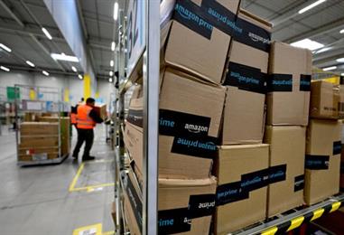 Bild: Spatenstich für Amazon-Verteilzentrum in Enns
