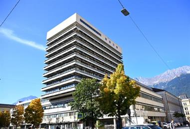 Bild: Rund 1,7 Mrd. Euro an Forderungen gegen Laura Privatstiftung