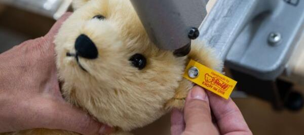 Bild: Ravensburger übernimmt Teddybär-Erfinder Steiff