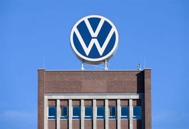 Bild: Bei VW sollen laut Bericht bis zu 100.000 Stellen wegfallen