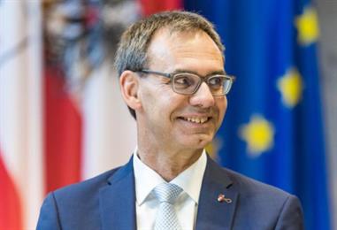 Bild: Land Vorarlberg plant mehr Sonn- und Feiertagsöffnung