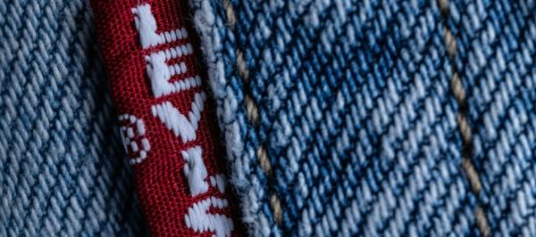 Bild: Levi Strauss hebt nach starkem Quartal Jahresziele an