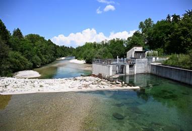Bild: Trockenheit setzt Wasserkraftwerken weiter zu