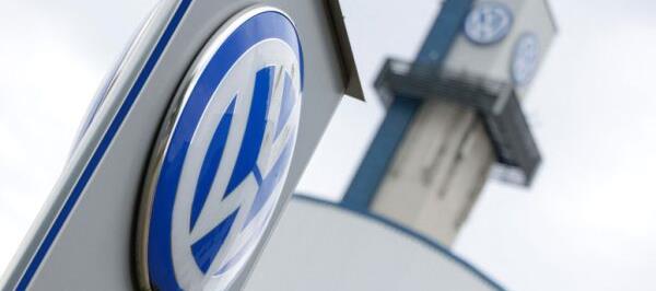 Bild: VW-Chef kündigte Einschnitte beim Management in Emden an