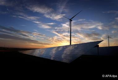 Bild: Erneuerbaren-Anteil am Stromverbrauch 2025 gesunken