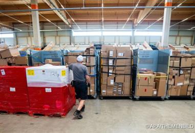 Bild: Kritik an Paketsteuer hält an - Paketmenge stark rückläufig