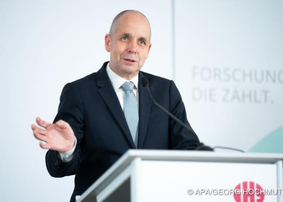 Bild: KV-Verhandlungen: IHS-Chef für 