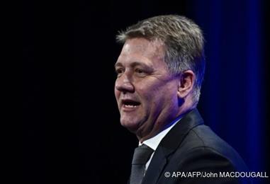 Bild: Audi-Chef Döllner rechtfertigt sich für Auftritt mit Trump